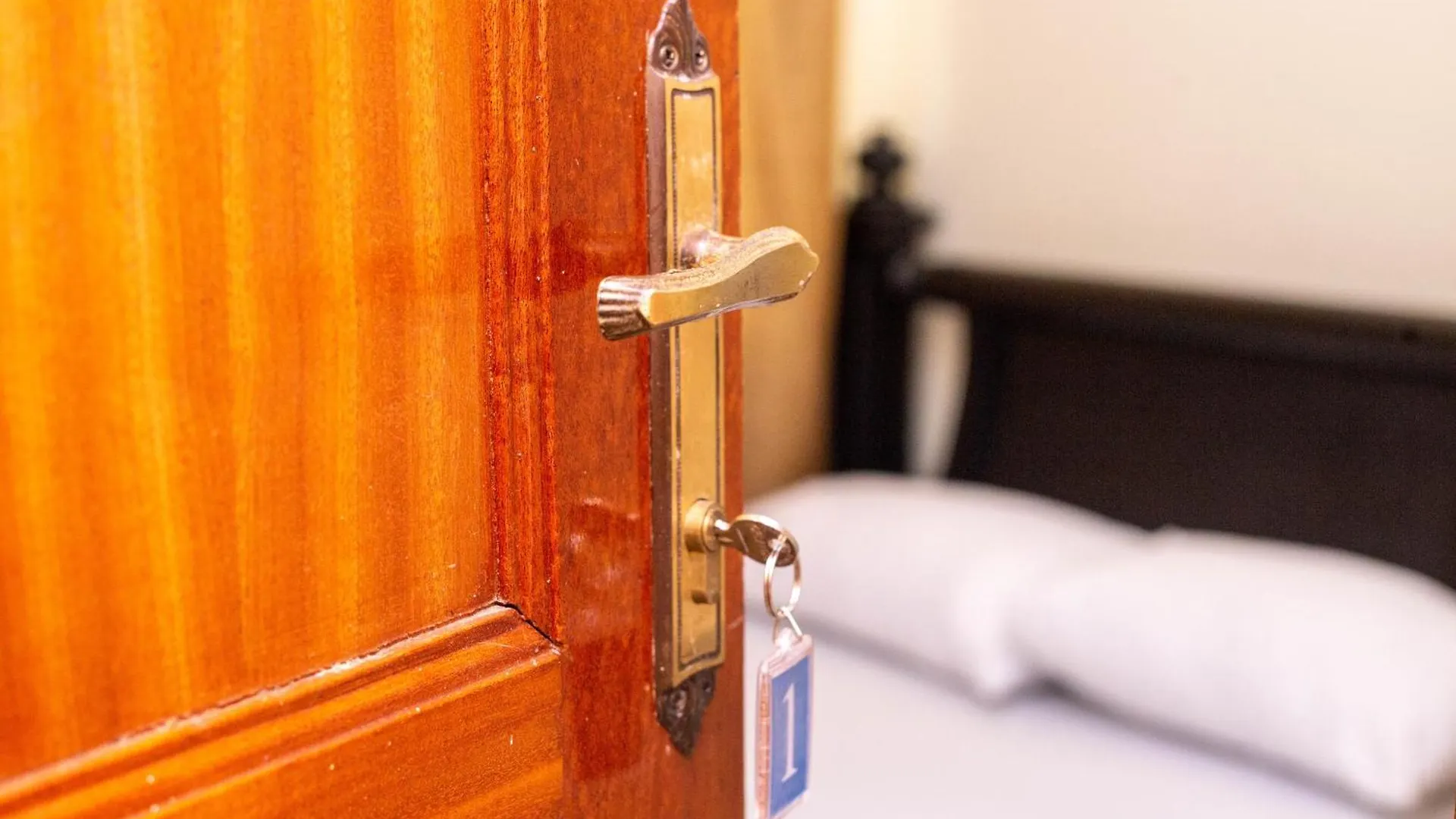 White Ash Residences Komamboga Kampala Bed & Breakfast
